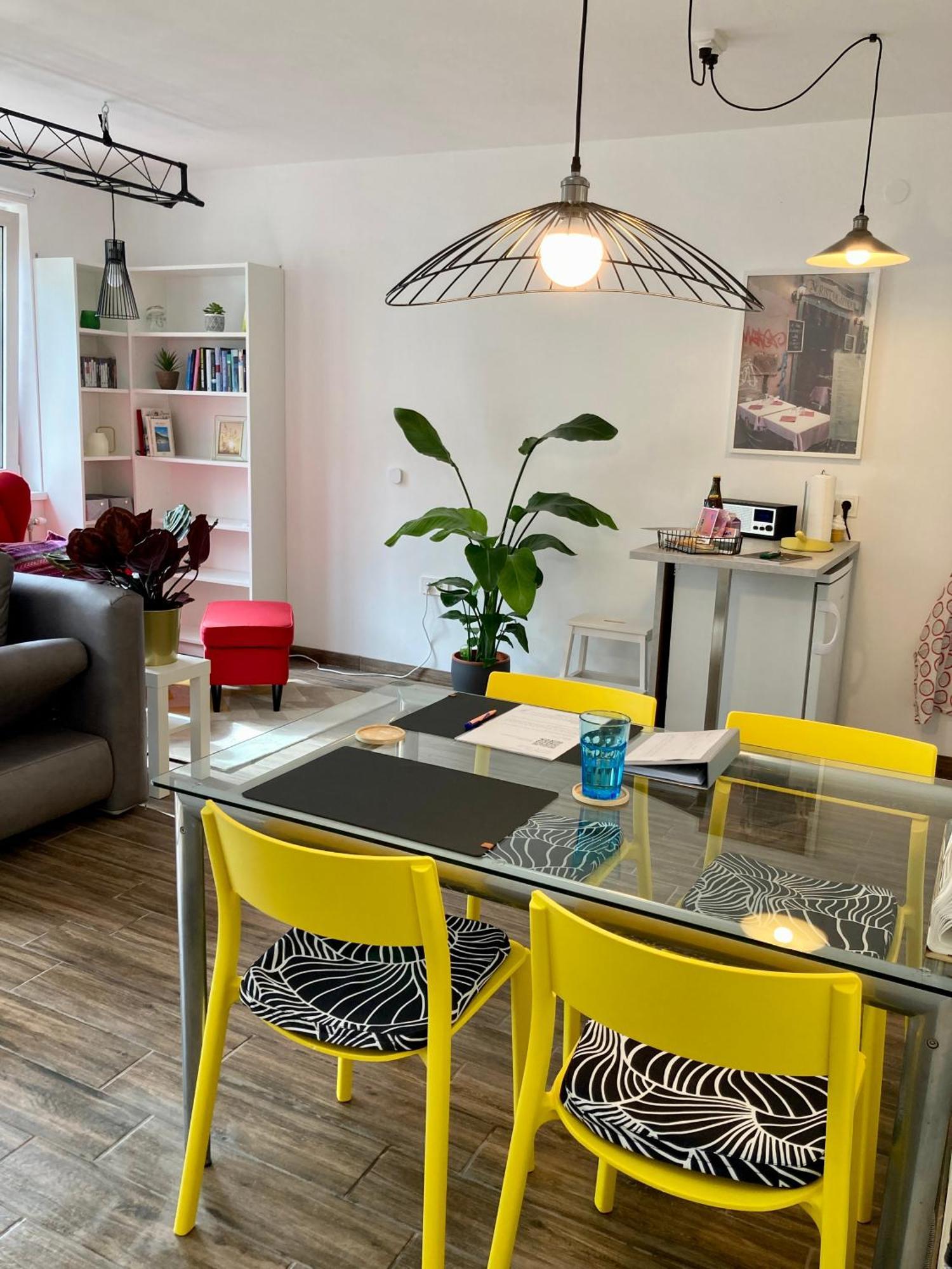 וינה Apartment For 2 In Margareten מראה חיצוני תמונה
